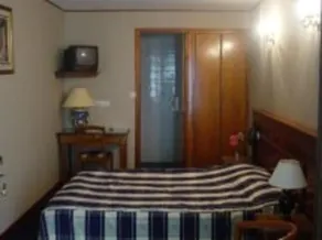 Logis Hôtel & Restaurant - Le Château Des Tourelles 3 étoiles - Room