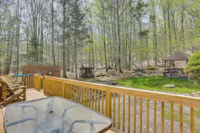 Cozy Catskills Cabin on 10 Private Acres! - Innvendig