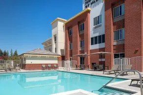 Fairfield Inn & Suites by Marriott Visalia Tulare - Piscine