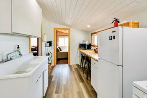 Cozy Autumn Cabin: 0.3 Mi to Houghton Lake - Interiør