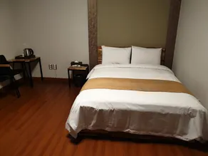 The Beauty Hotel - Zimmer