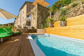 La Calade Chambres d'Hôtes & Espace Bien-Etre - Pool