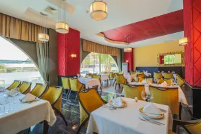 Crystal Prestige Pearl Collection - Restaurant