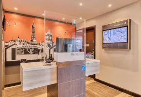 Premier Inn Isle of Wight Sandown - Seafront - Reception