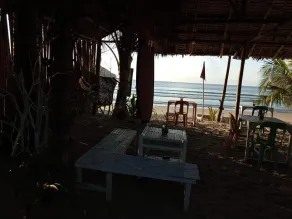 Zhaya's Beach and Cottages  - Restaurant