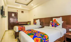 FabHotel Tipsyy Inn Suites - Camera
