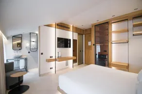 MYR Puerta Serranos - Chambre