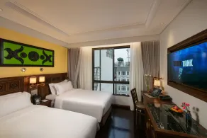 Lucien Hanoi Lakeside Hotel & Rooftop - Vista do quarto