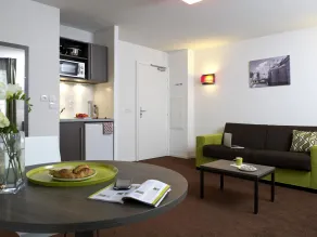 Aparthotel Adagio Access Nantes Viarme - Rom