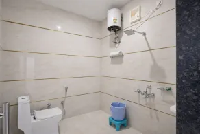 Shree Sita Sadan 15 min drive to Shri Hanuman Garhi Mandir - Salle de bain