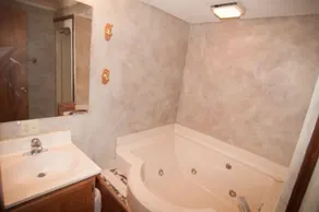 Slopeside Condo D304|2 Bedrooms,2 Bath | Sleeps 7 - Bathroom