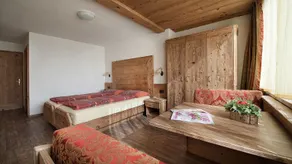 Hotel Champagne - Room
