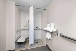 Clarion Pointe Apex - Holly Springs - Salle de bain