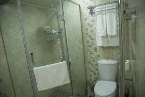 Hin Yerevantsi Hotel - Bathroom