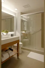 Hyatt Place Hollywood Casino &amp; Racetrack Pittsburgh South - Salle de bain
