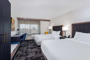 LaQuinta Suites by Wyndham South Bend Notre Dame Area - Chambre