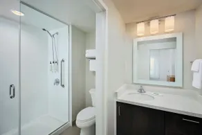 TownePlace Suites by Marriott Ottawa Kanata - Salle de bain