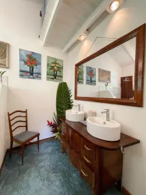Colina Secreta - Glamping and Villas - Bathroom