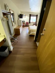 Woodland Inn & Suites - Zimmer