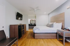 Scottish Inn & Suites - Kemah Boardwalk - Chambre