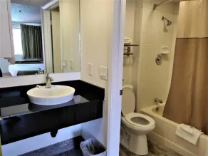 Studio 6-Fresno, CA - Extended Stay - Badezimmer
