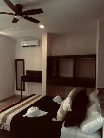 PELÍCANOS Hotel & Beach Club - Habitación