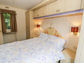 Grange Caravan - Room