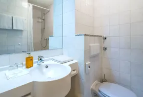 Aspire Frankfurt Airport, Trademark Collection by Wyndham - Salle de bain