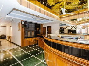 Hotel Galaxy Opp Surat Railway Station - Reception