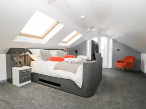The Annex - Room