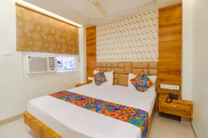 FabHotel Holiday Grand - Room