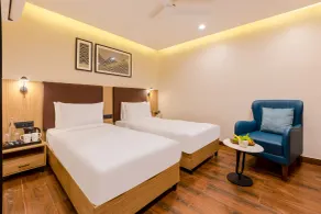 Saltstayz Premier - Noida Sector 15 - Rom