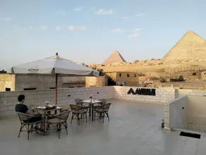 Antique Pyramids Inn - Restaurant