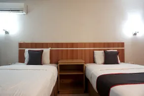 Collection O 92122 Series Hotel Serpong - Zimmer