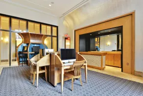 The Gramercy at Metropolitan Park - Siddeområde i lobbyen