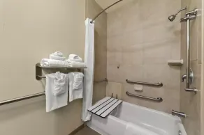 Comfort Suites Corpus Christi Central - Bathroom