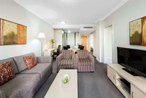 Oaks Brisbane Mews Suites - Chambre