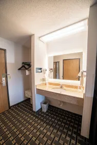 Quality Inn & Suites Watertown near Prairie Lakes Ice Arena - Room