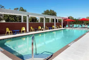 Home2 Suites by Hilton Orlando Near UCF - Piscine