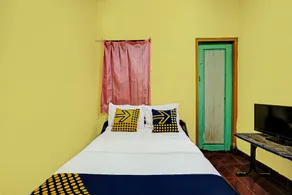 SPOT ON 92414 Hotel Pereng Sari - Chambre