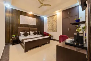Hotel Diamond Stays Sector 51 Noida - Chambre