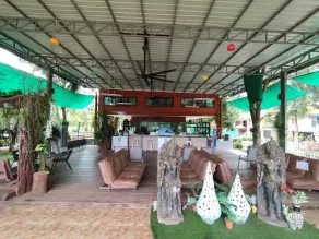 Goldengold (Khaoyai) Resort & Spa - Sitzecke in der Lobby