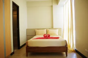8 Newtown Boulevard Near Airport and Beach - Zimmer