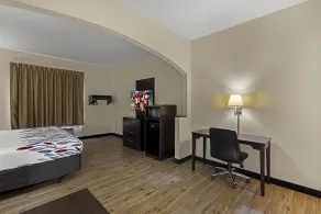 Red Roof Inn & Suites Albany, GA - Zimmer