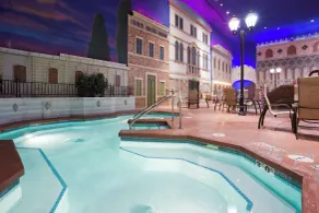 Holiday Inn Hotel & Suites Maple Grove Northwest Minneapolis-Arbor Lakes by IHG - Pool