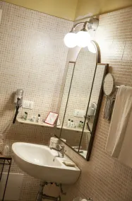 Palazzo Guiderocchi - Bathroom