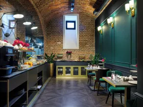 Hotel Golden Queen - Restaurante