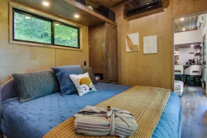 Upscale + Modern Tiny Cabin on Cane River! - Innvendig