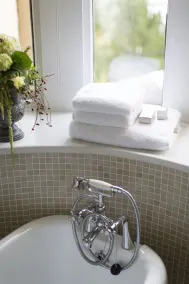 Knockderry Country House Hotel - Baño
