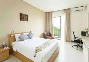 Le Premier Hotel Deltamas - Room